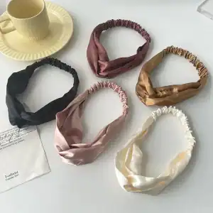 accessoire mode en satin