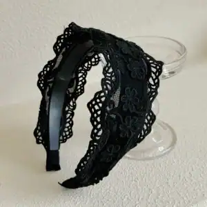 bandeau cheveux noir en dentelle