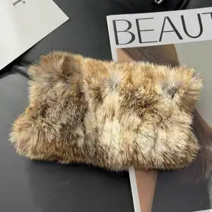 élégant bandeau fourrure