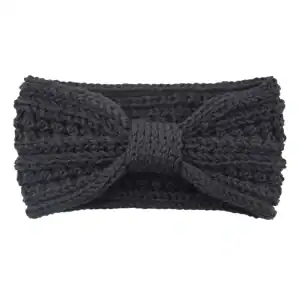 bandeau laine noir en hiver