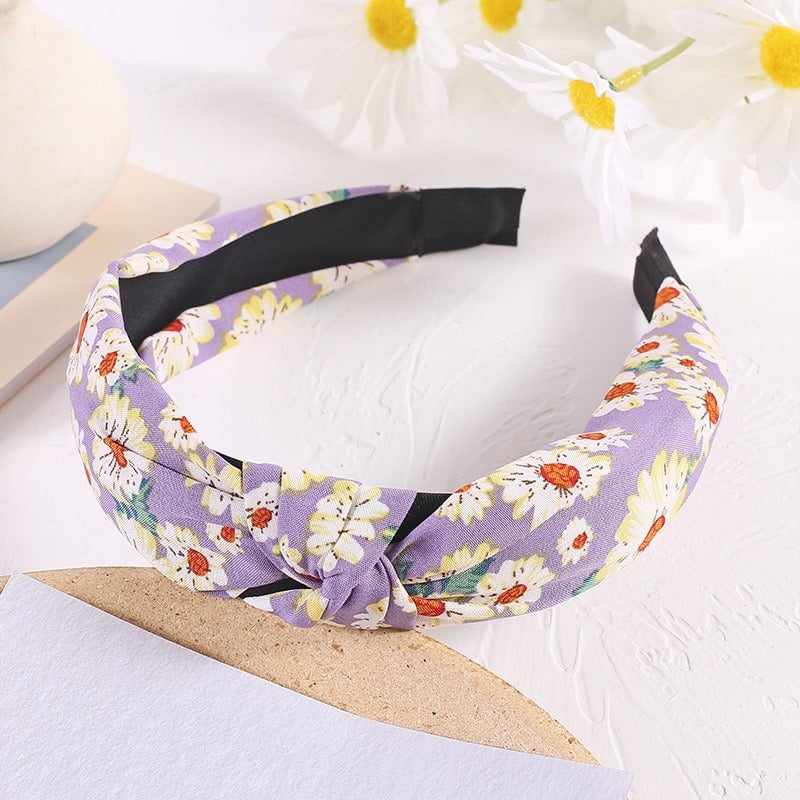 accessoire floral cheveux violettes