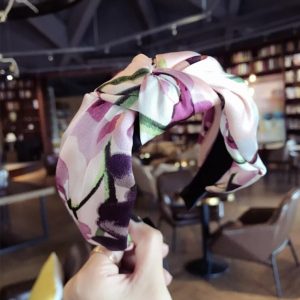 bandeau satin élégant fleuri