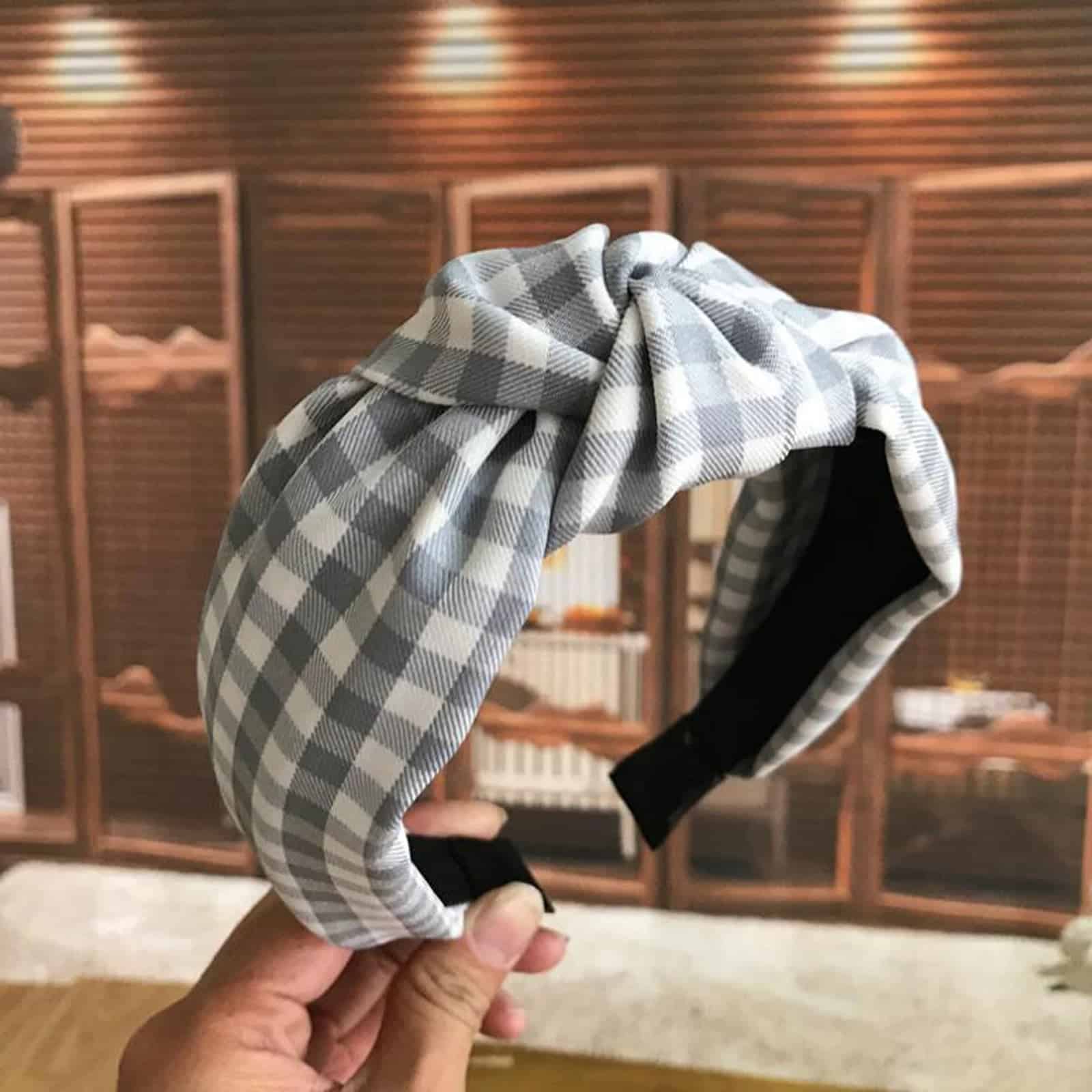 serre tête élégant gris