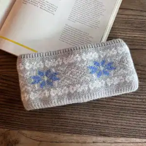 bandeau tricoté gris