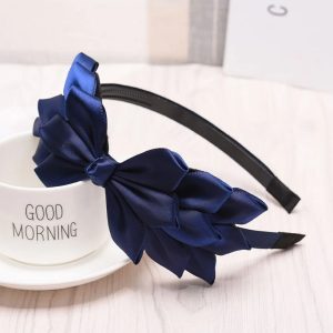 bandeau satin à nœud élégant
