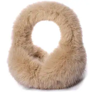Cache oreille brun